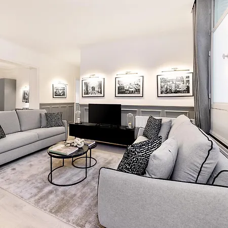 Livinparis - Luxury A/c 4 Bedrooms Auteuil Eiffel Tower Apartment Paris