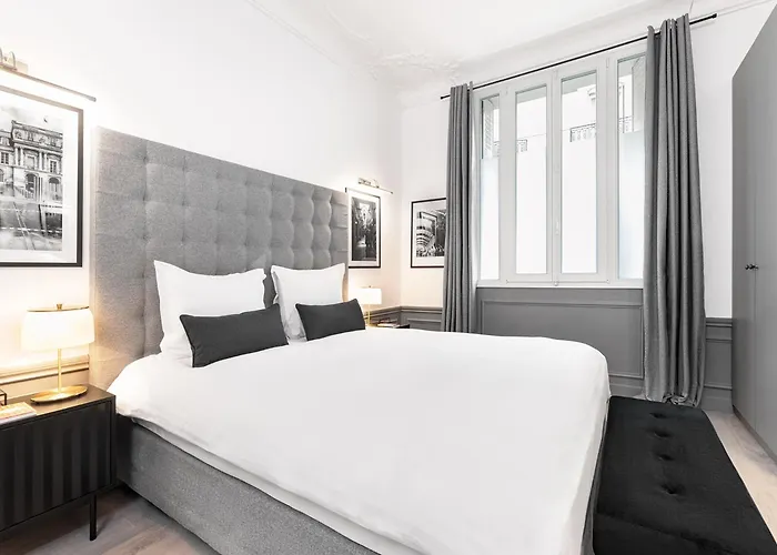 アパート Livinparis - Luxury Ac 4 Bedrooms Auteuil Eiffel パリ